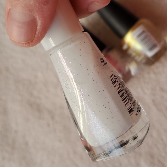 Nail Lacquer Bundle - Picture 4 of 6